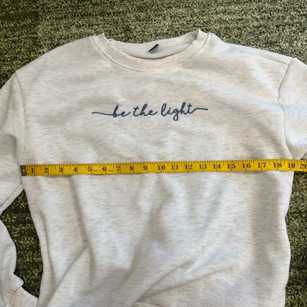 SHEIN crewneck sweatshirt - Picture 2 of 4